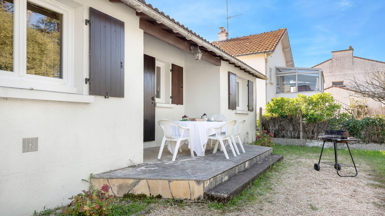 Photo of Outdoor in Saint-Michel-Chef-Chef