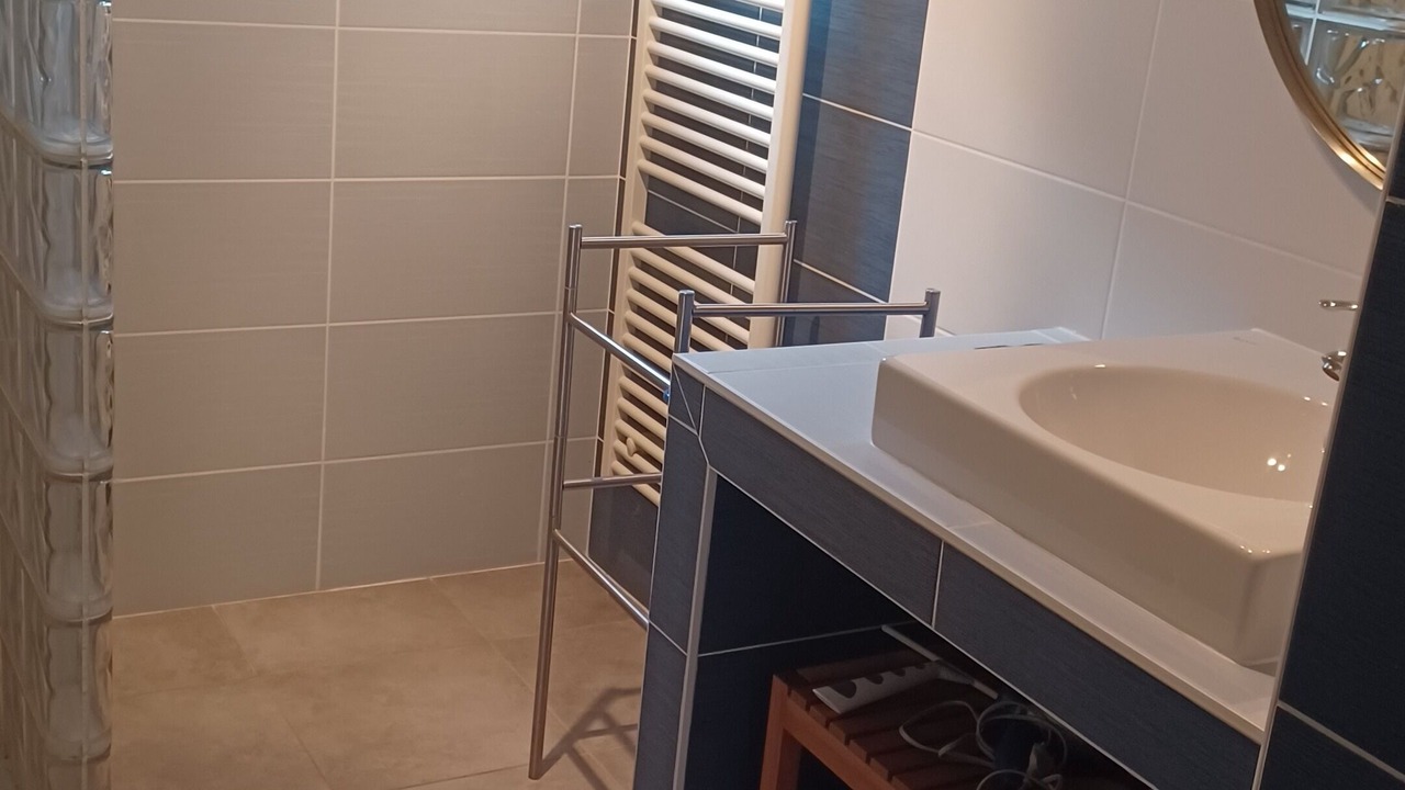 Photo of Bathroom in Lingreville