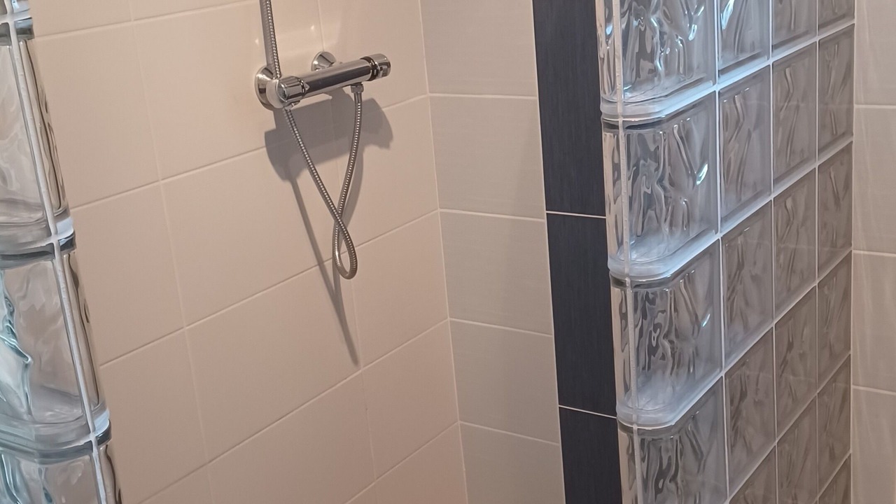 Photo of Bathroom in Lingreville