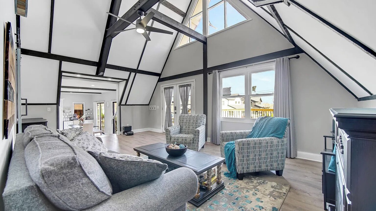 Photo of Livingroom in Cedar Lake