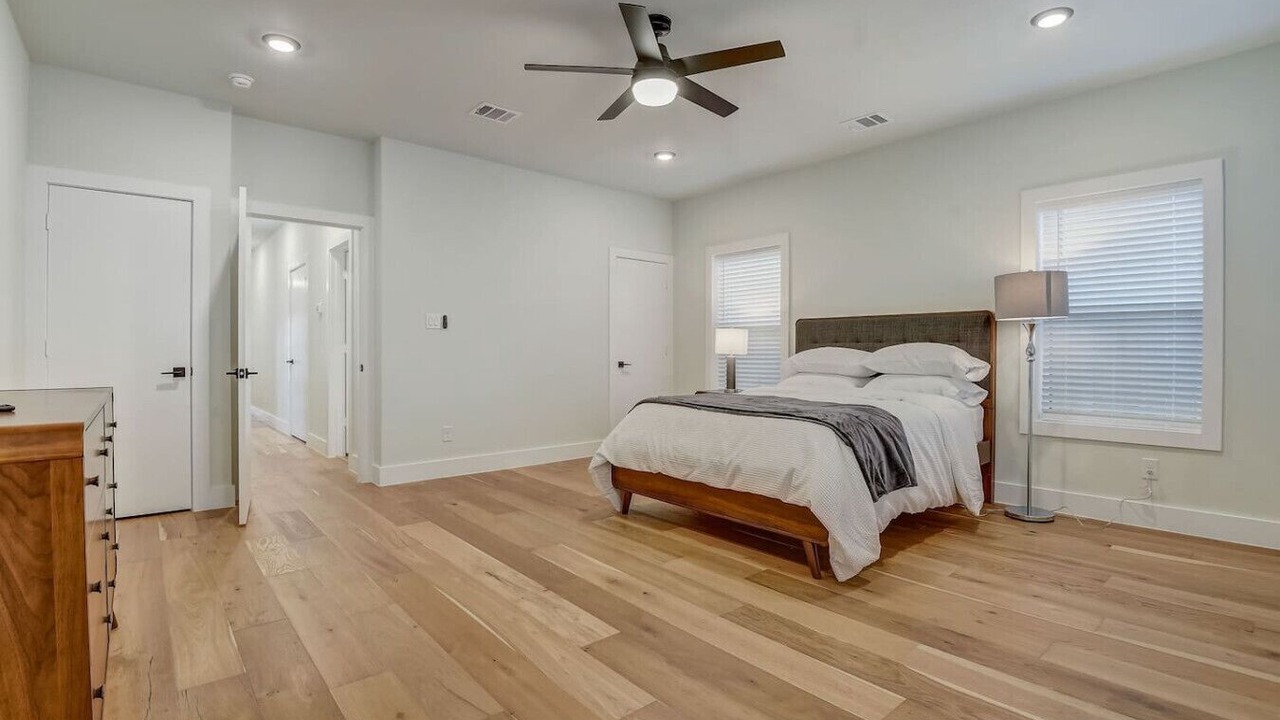 Photo of Others in West Dallas