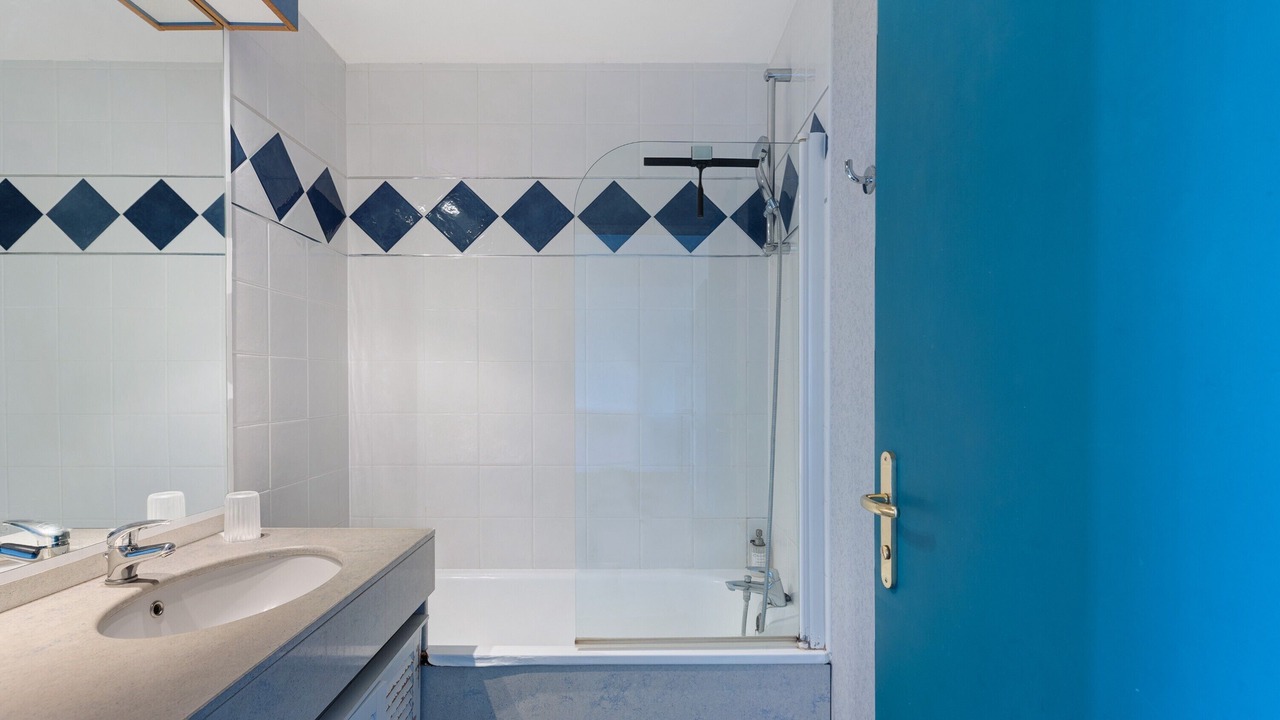 Photo of Bathroom in Chasseneuil-du-Poitou