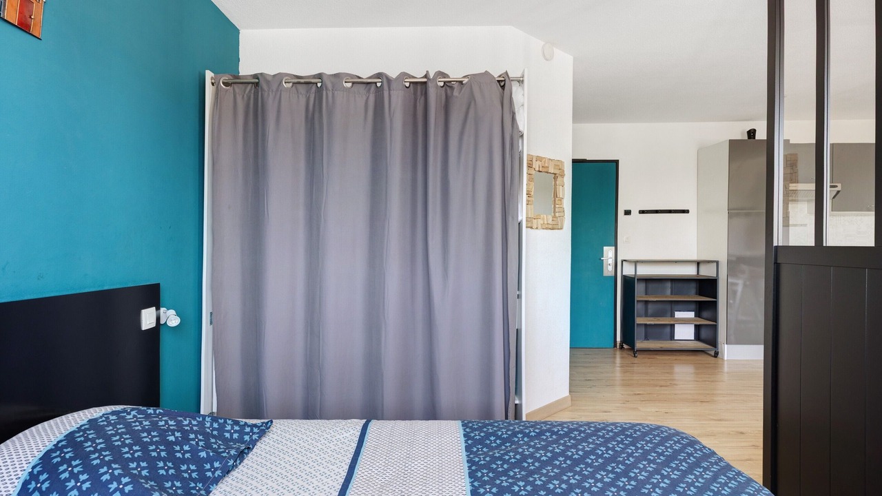 Photo of Bedroom in Chasseneuil-du-Poitou