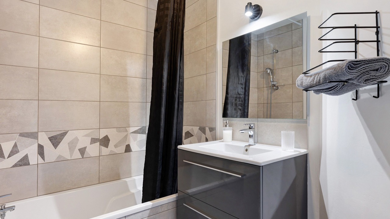 Photo of Bathroom in Chasseneuil-du-Poitou
