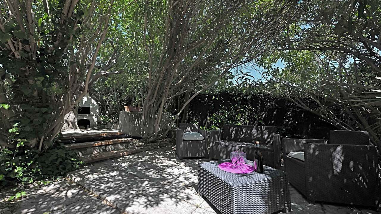 Photo of Patio Balcony in Bouc-Bel-Air