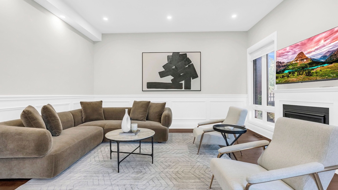 Photo of Livingroom in Burlington
