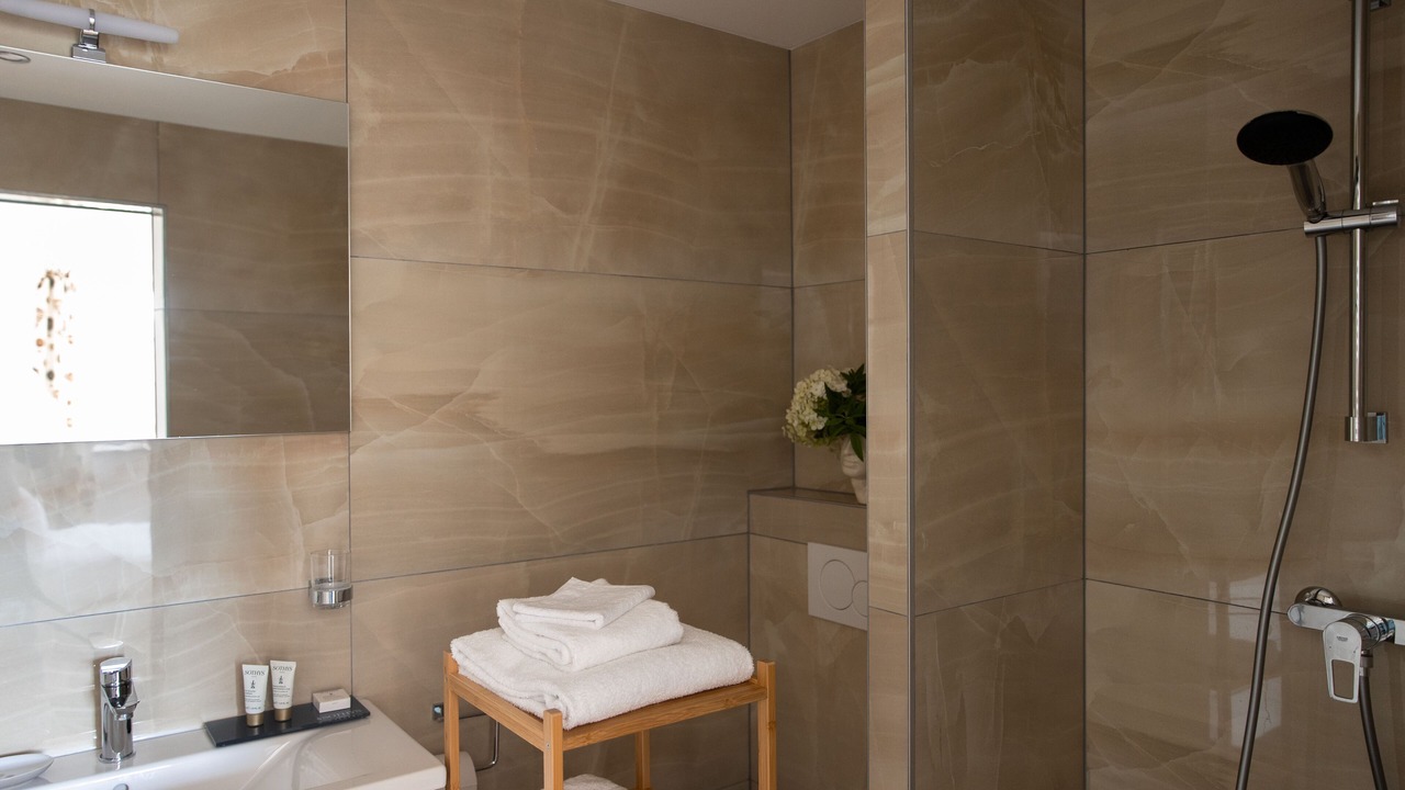 Photo of Bathroom in Marnand