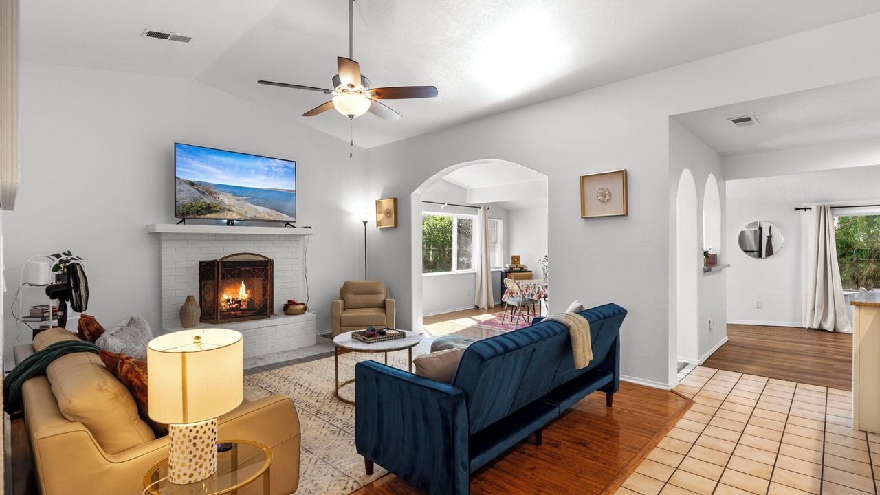 Photo of Livingroom in Albuquerque