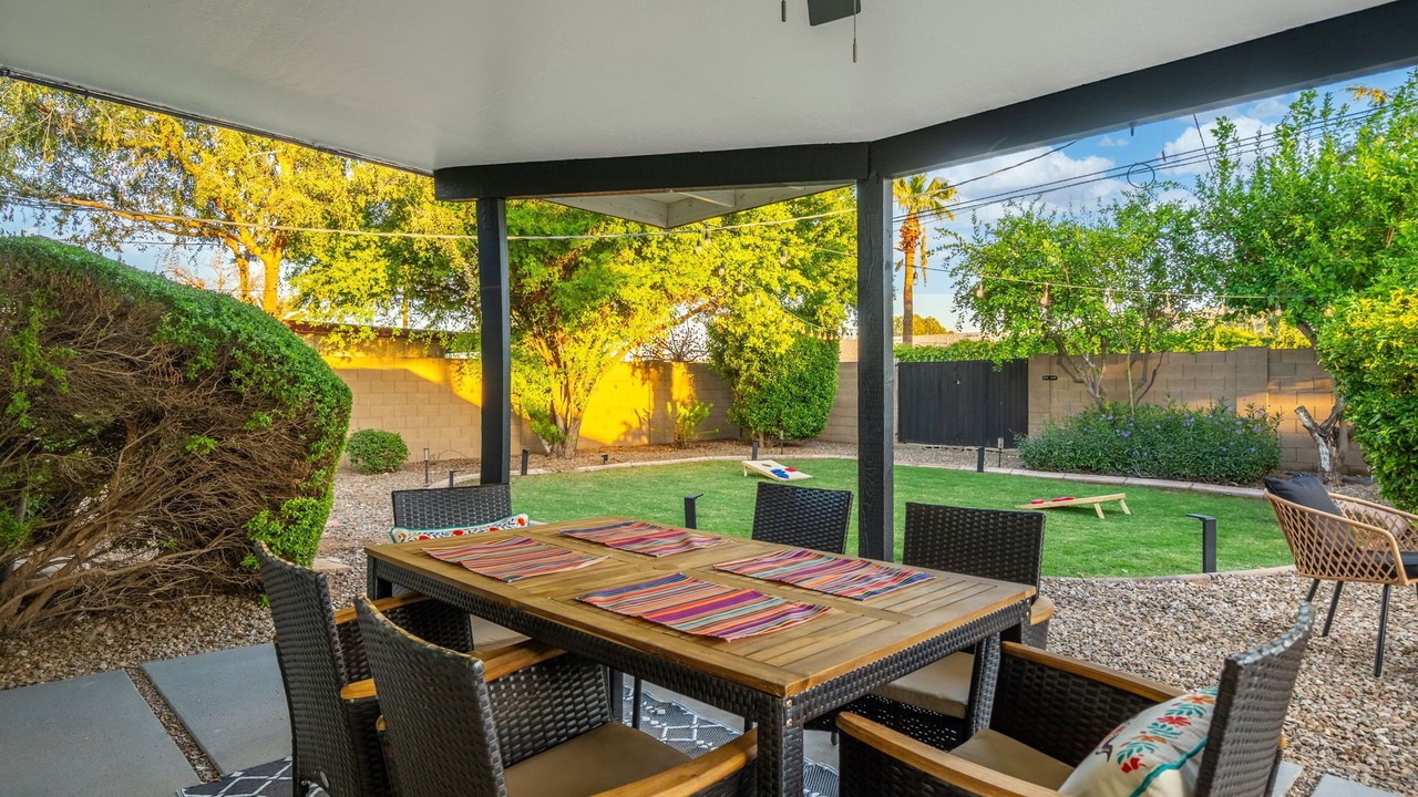 Photo of Outdoor in Melrose Paradise