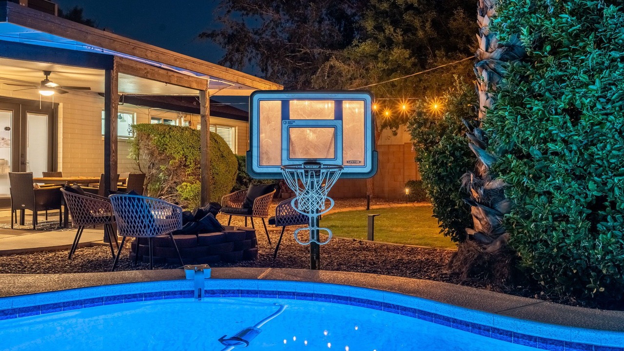 Photo of Outdoor in Melrose Paradise