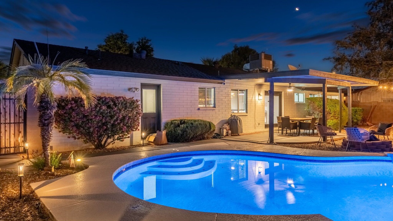 Photo of Outdoor in Melrose Paradise