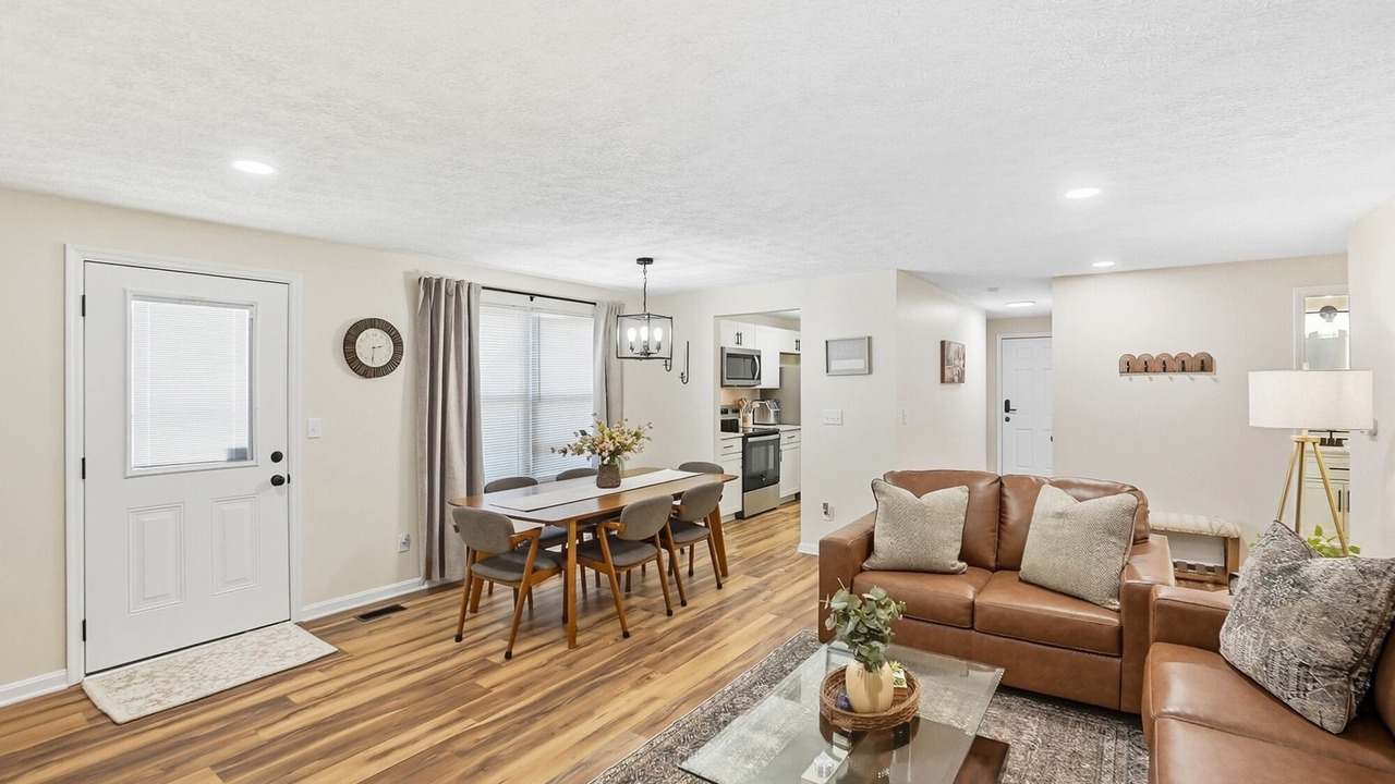 Photo of Livingroom in Huber Heights