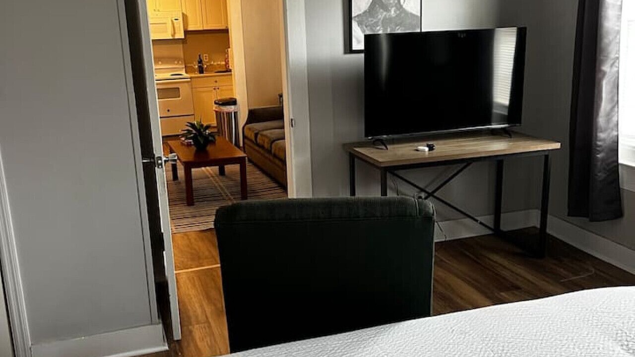 Photo of Bedroom in Wadley