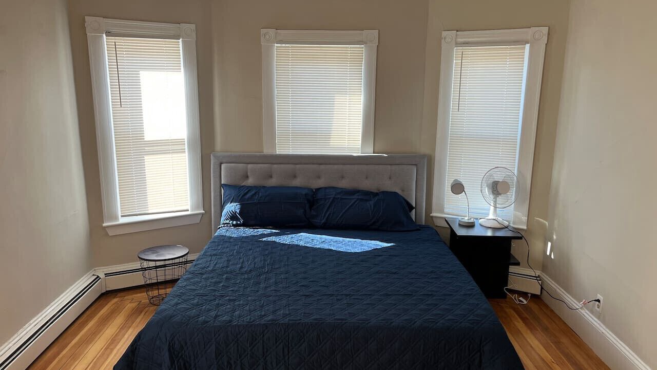 Photo of Bedroom in Beverly