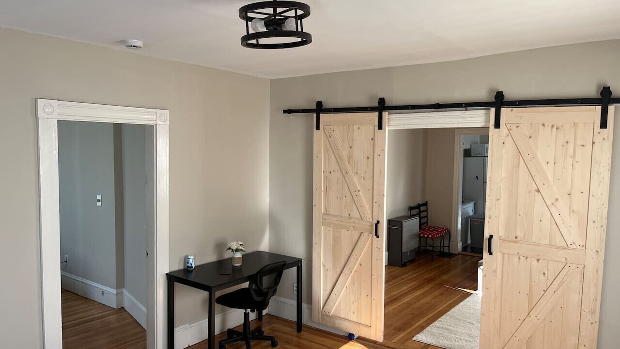 Photo of Bedroom in Beverly