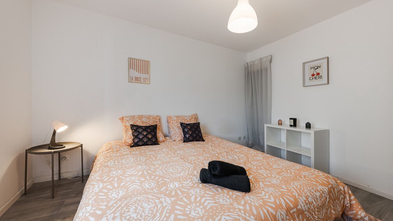 Photo of Bedroom in Moret-sur-Loing