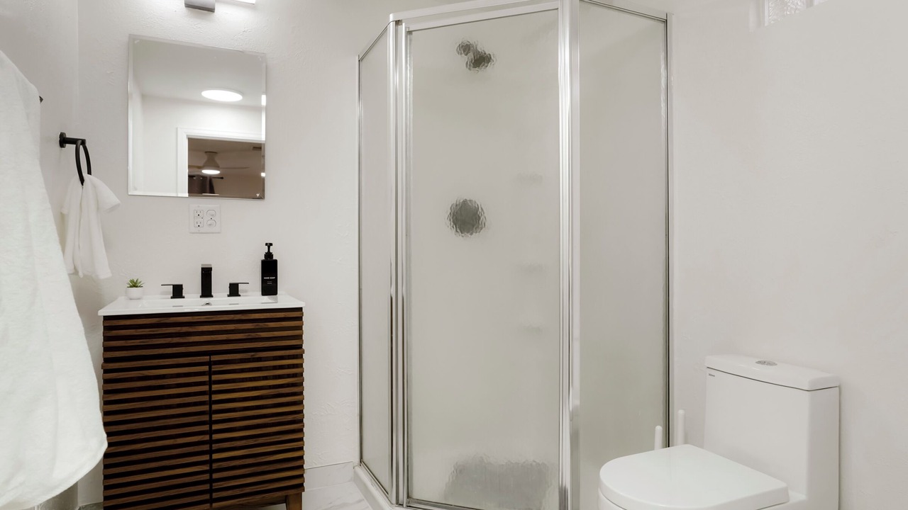 Photo of Bathroom in Applewood West