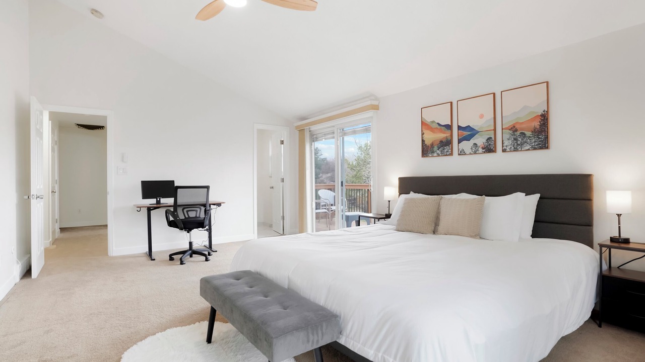 Photo of Bedroom in Applewood West