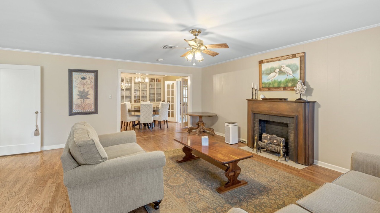 Photo of Livingroom in Church Point