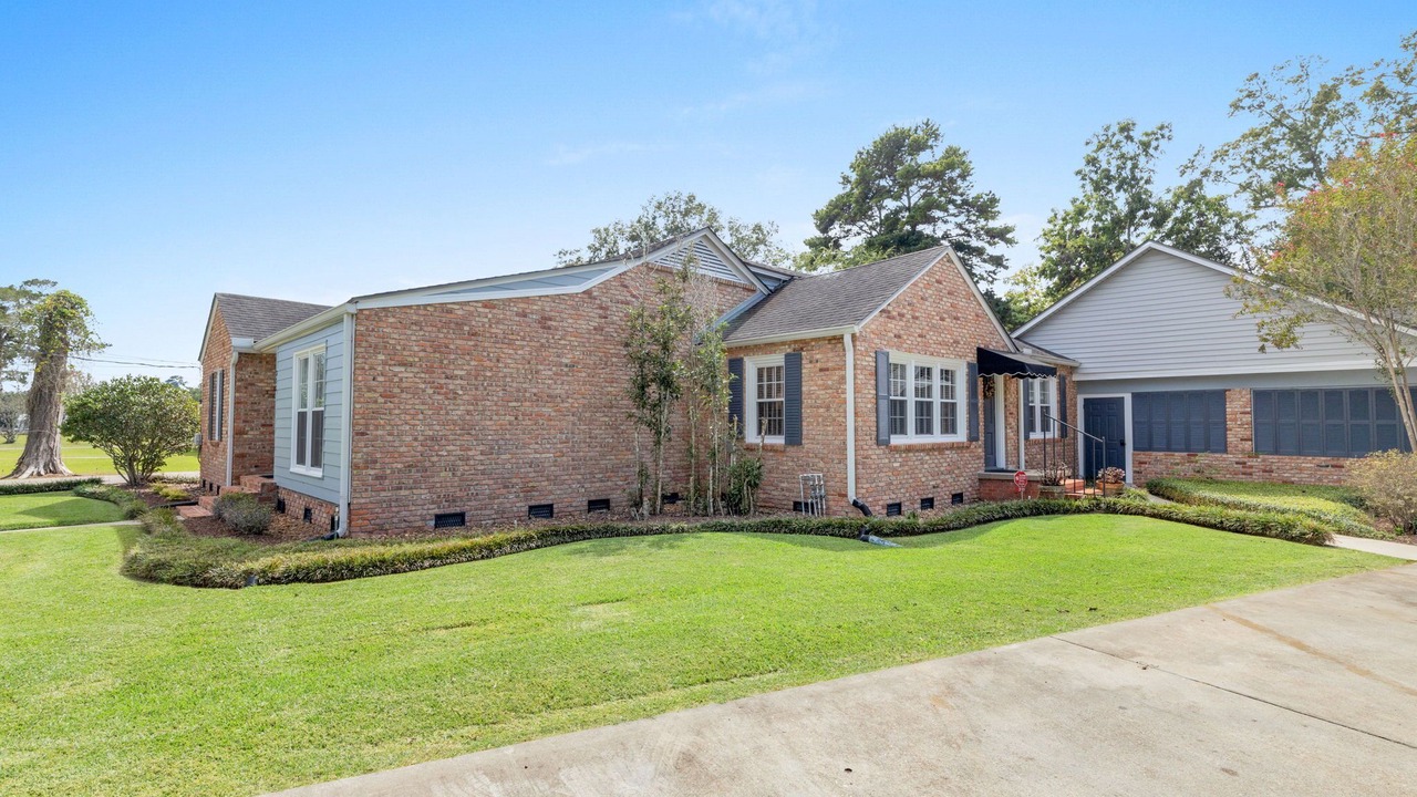 Photo of Outdoor in Church Point