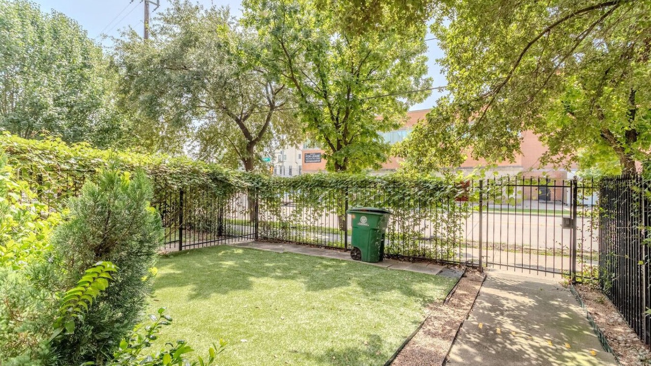 Photo of Outdoor in East Downtown Houston
