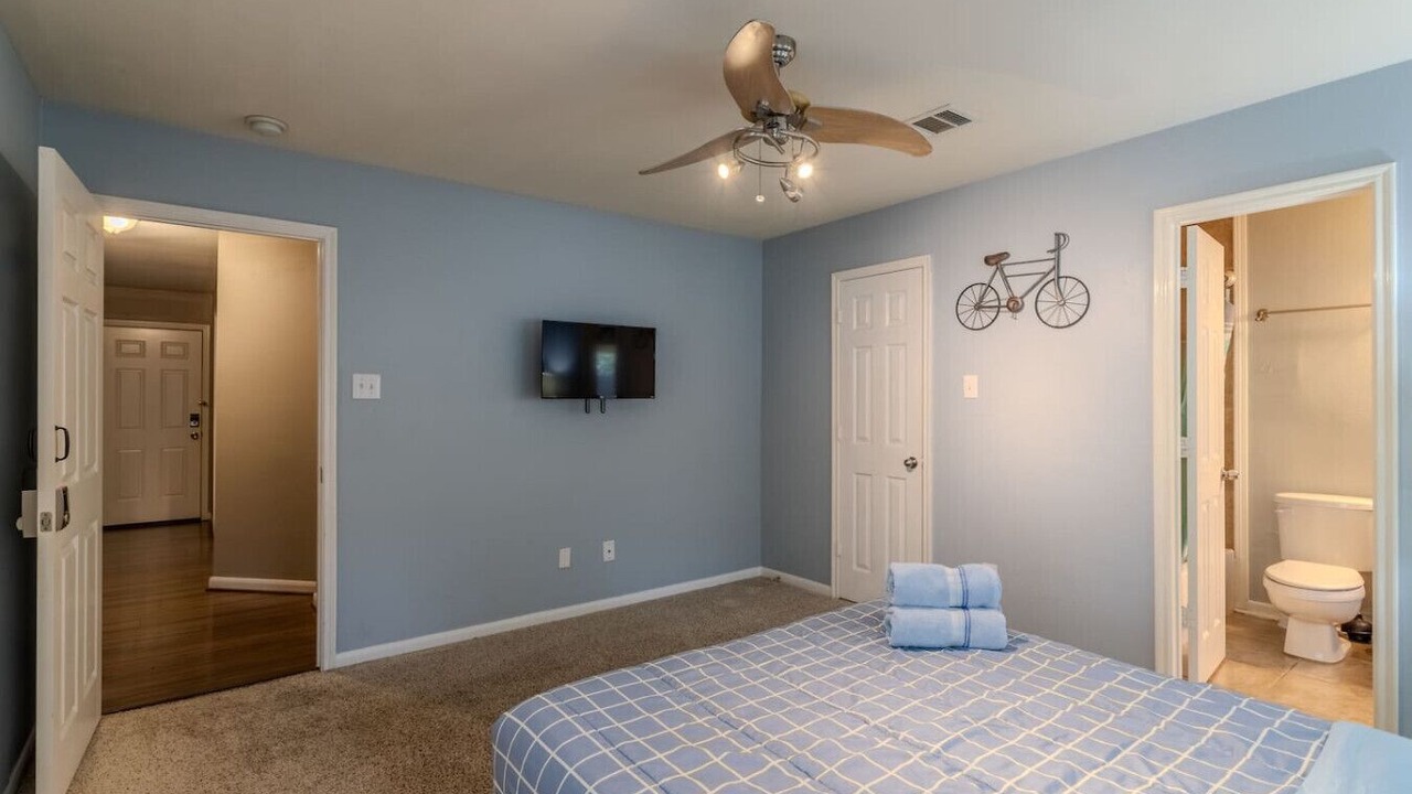 Photo of Bedroom in East Downtown Houston