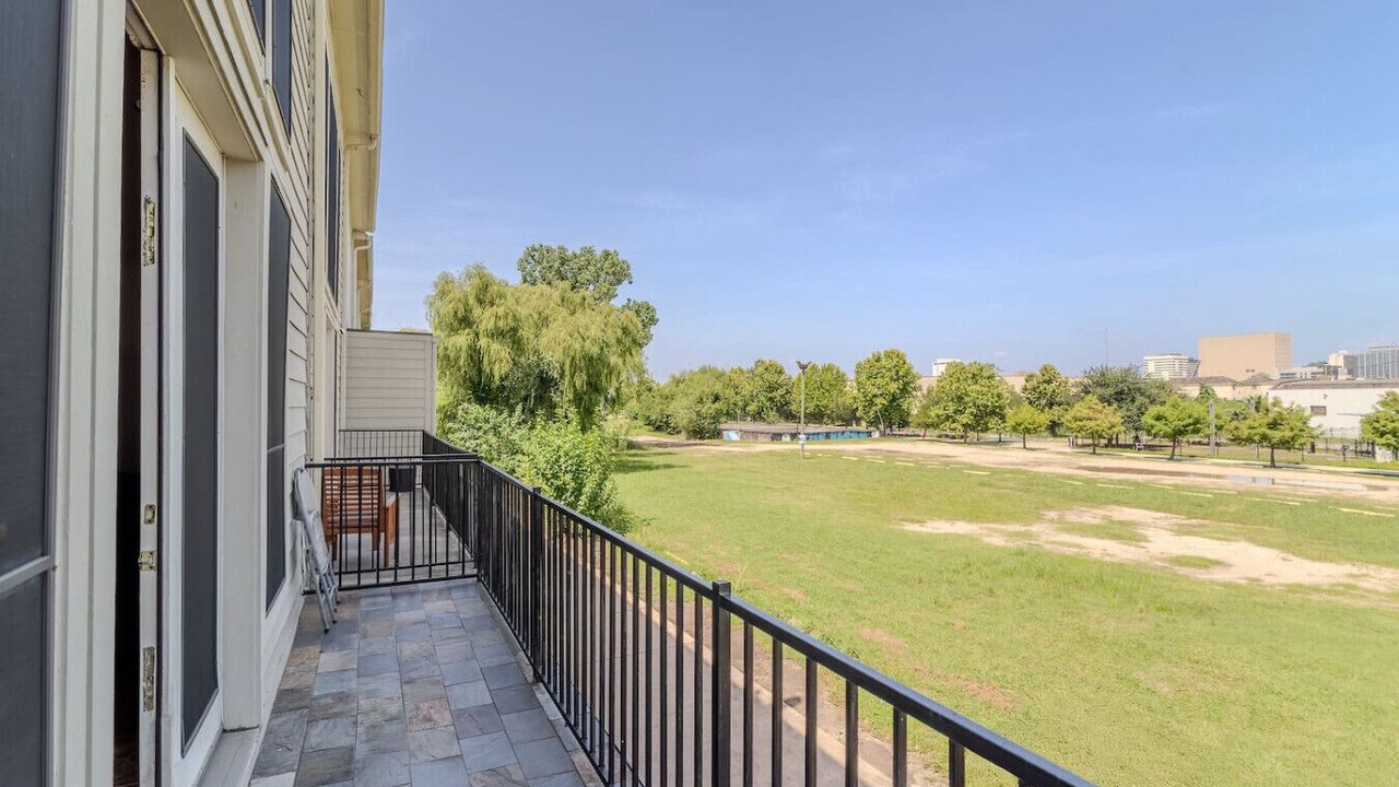 Photo of Patio Balcony in East Downtown Houston