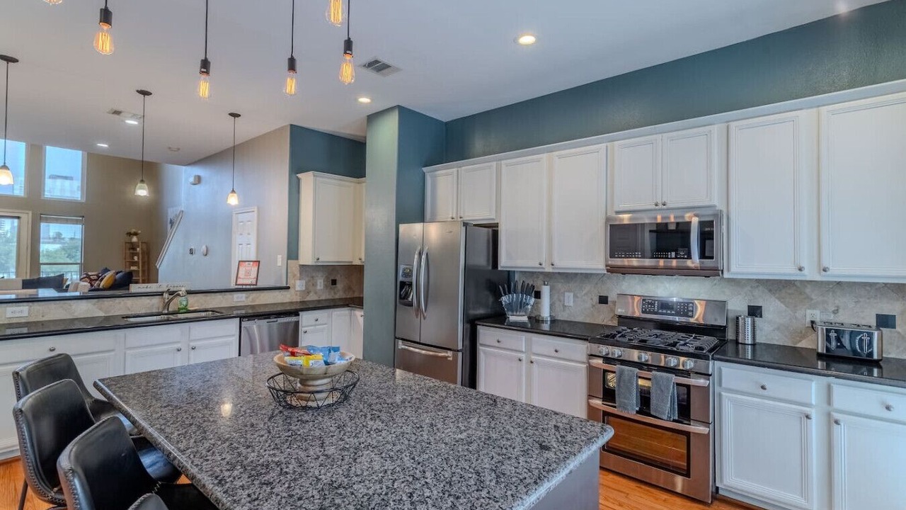 Photo of Kitchen in East Downtown Houston