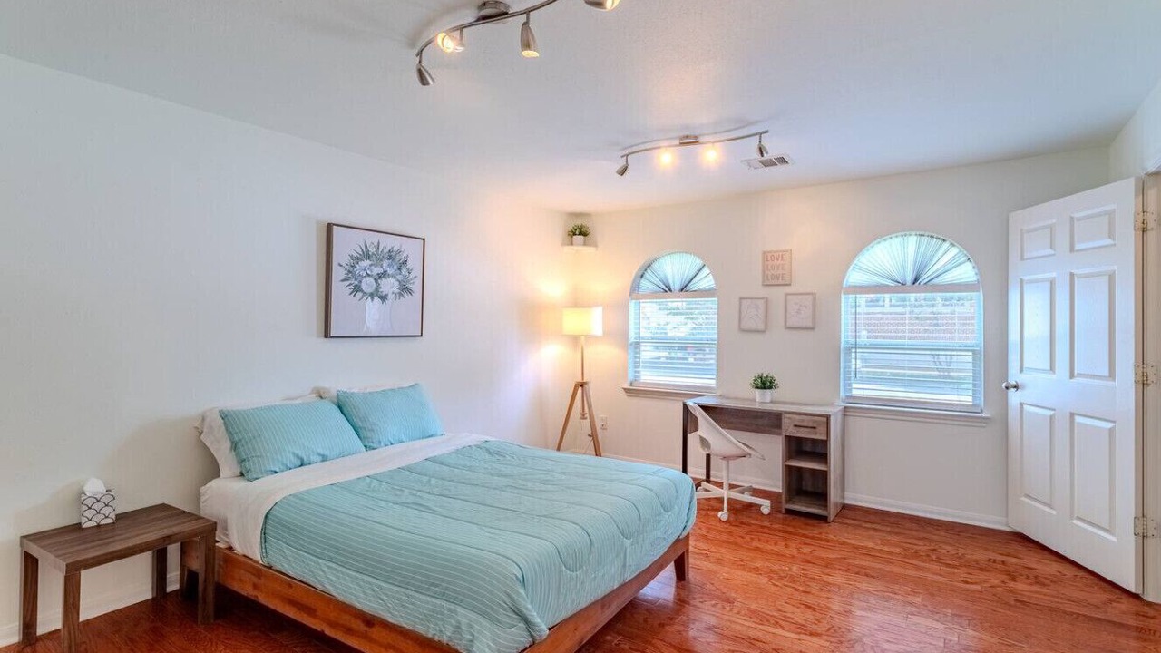 Photo of Bedroom in East Downtown Houston