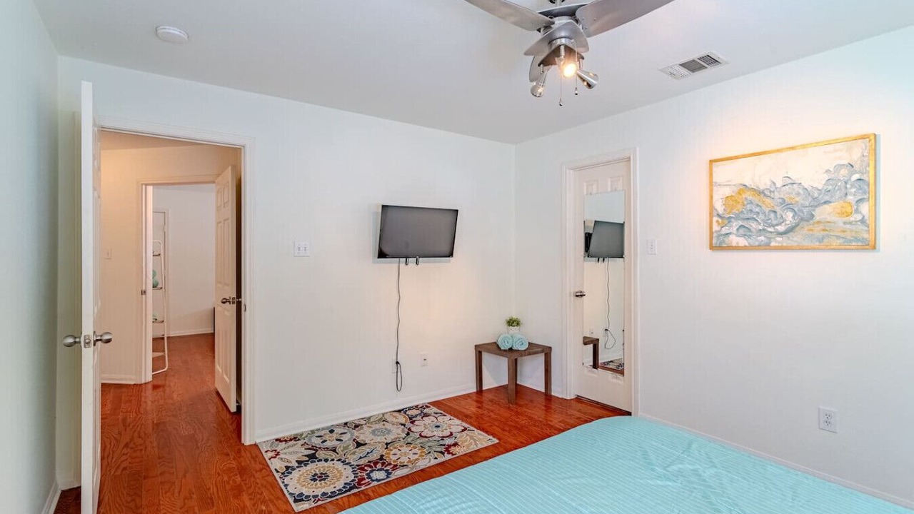 Photo of Bedroom in East Downtown Houston