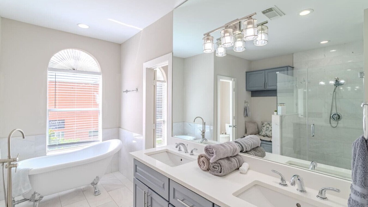 Photo of Bathroom in East Downtown Houston
