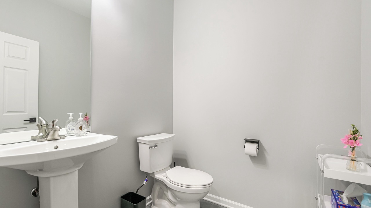 Photo of Bathroom in Lombard