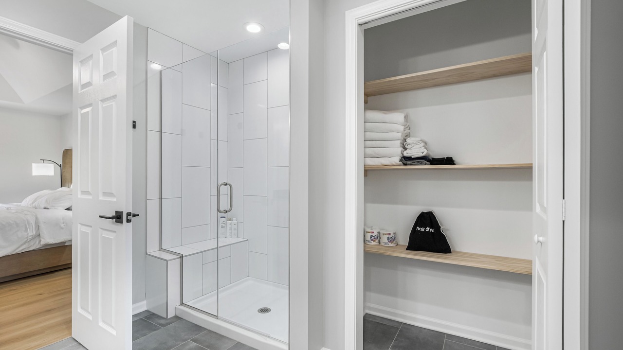 Photo of Bathroom in Lombard