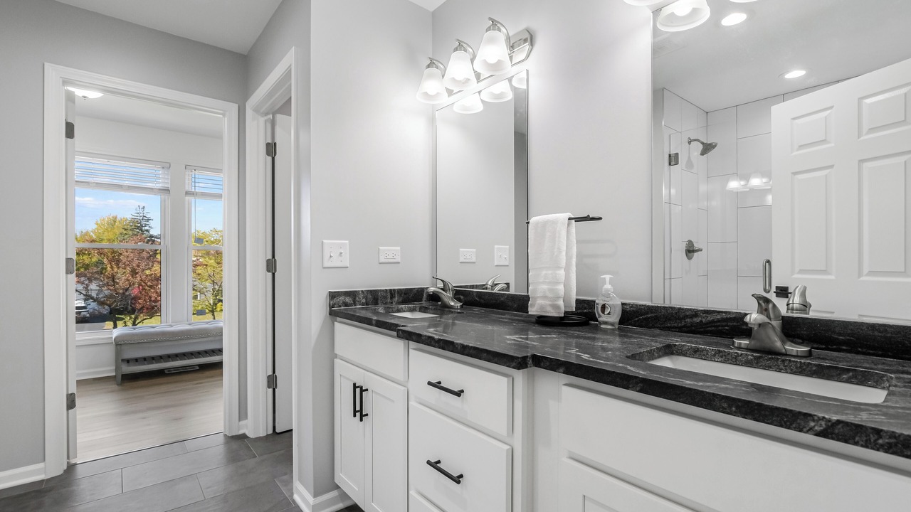 Photo of Bathroom in Lombard