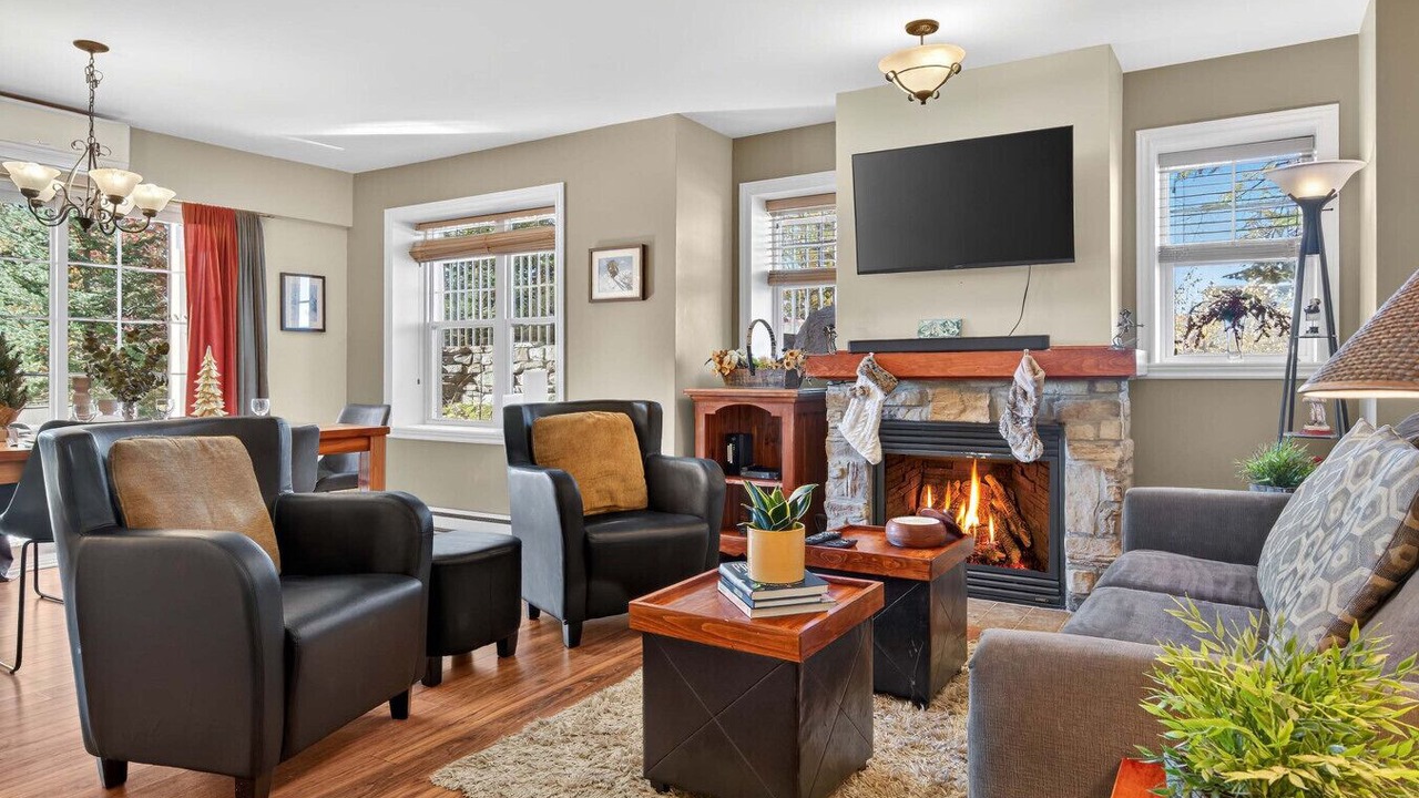 Photo of Livingroom in Saint-Faustin-Lac-Carre