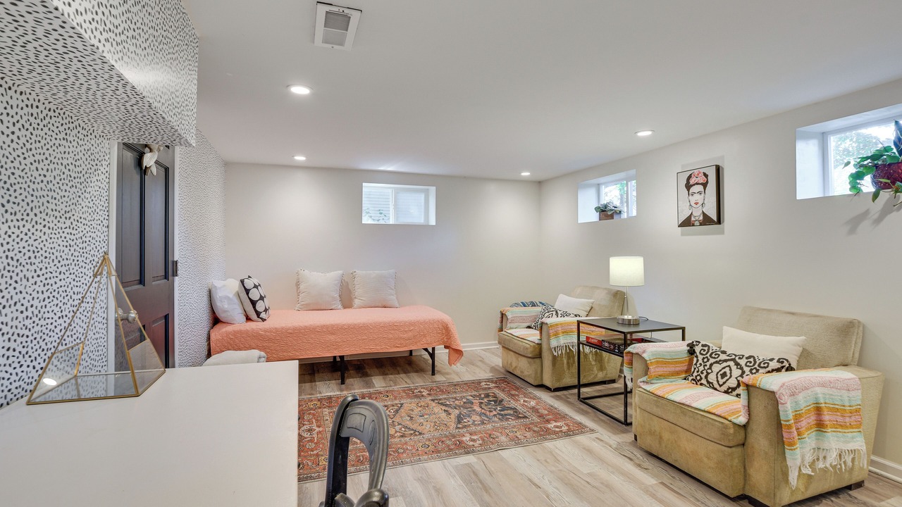 Photo of Livingroom in Forest Park