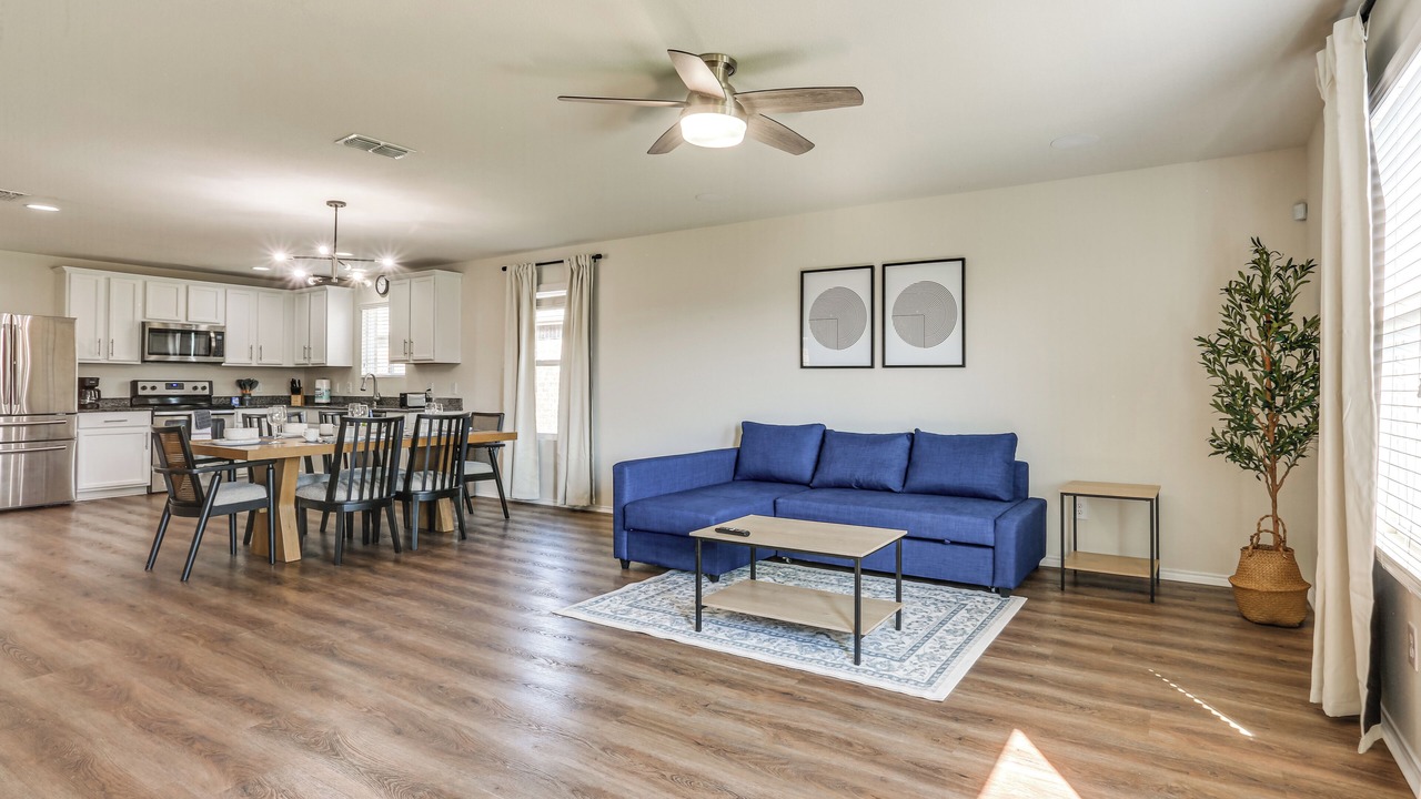 Photo of Livingroom in Little Elm