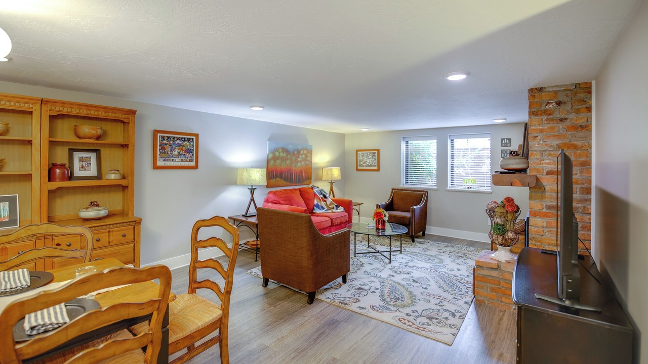 Photo of Livingroom in Rose Park