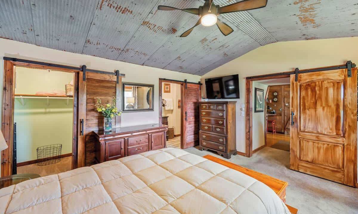 Photo of Bedroom in Linden