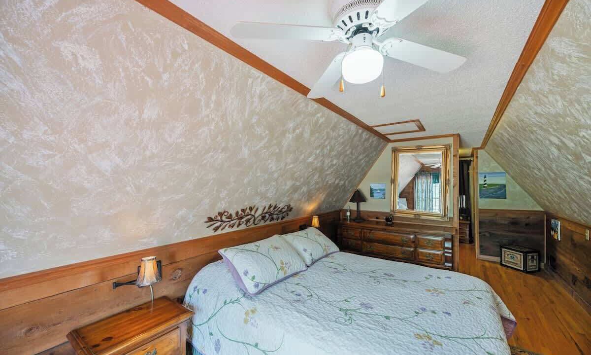 Photo of Bedroom in Linden