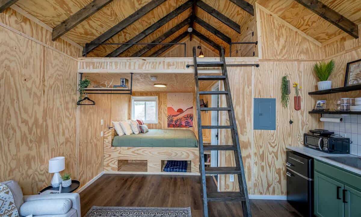 Photo of Bedroom in Parsons