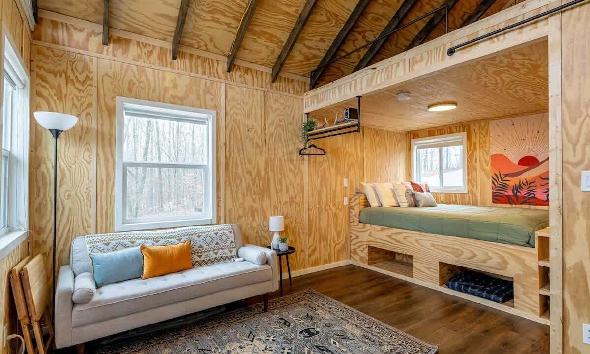 Photo of Bedroom in Parsons