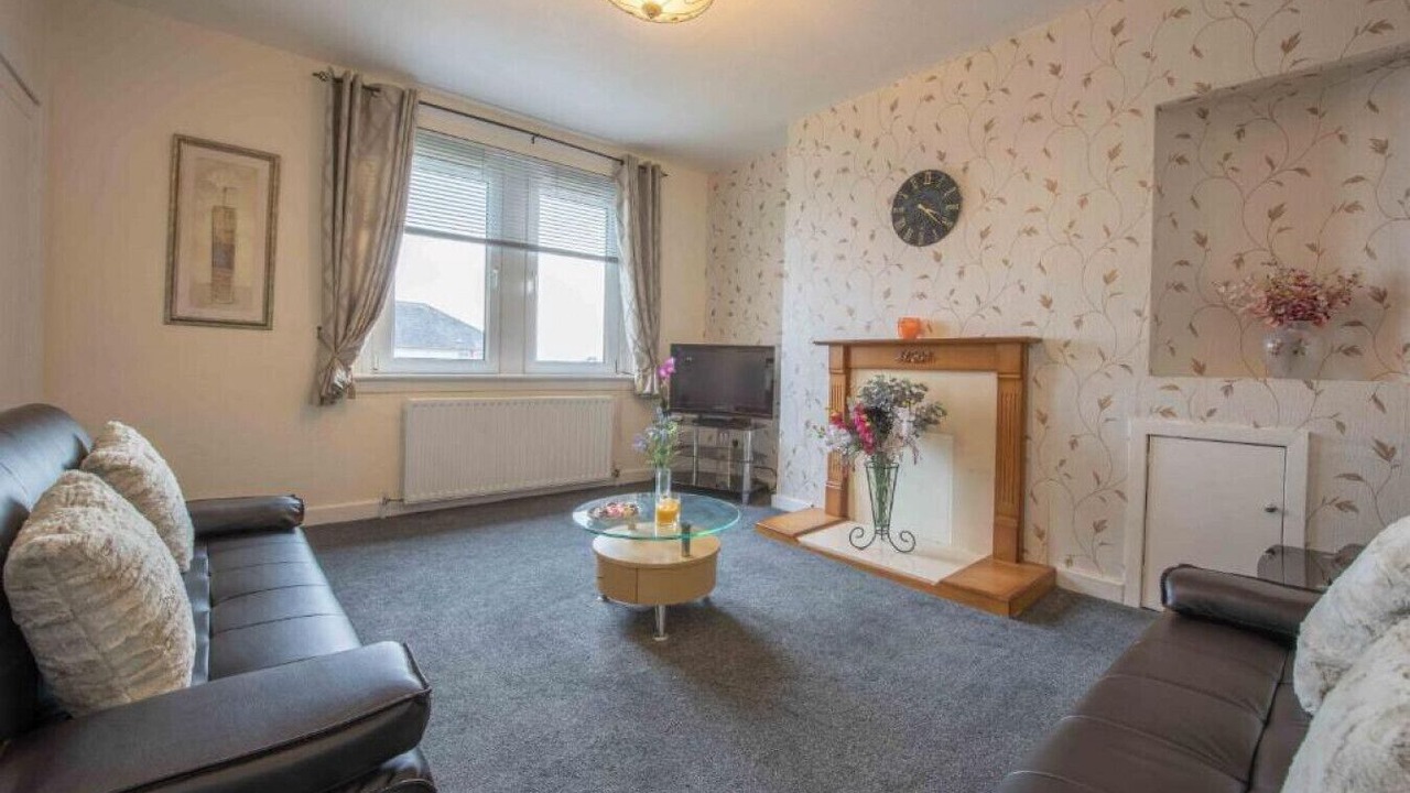 Photo of Livingroom in Bellshill
