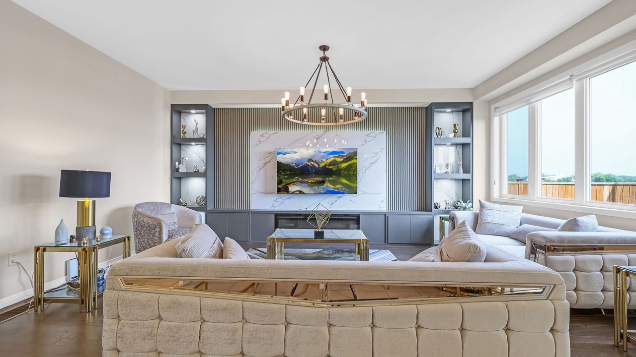 Photo of Livingroom in Hagersville