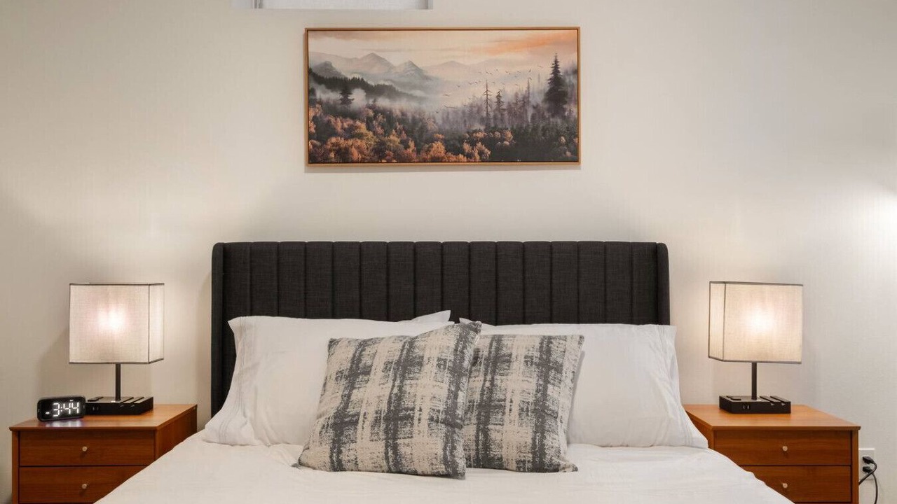 Photo of Bedroom in Lower Queen Anne