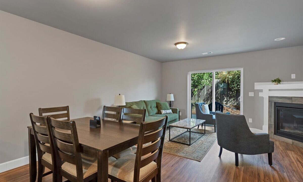 Photo of Livingroom in Salem