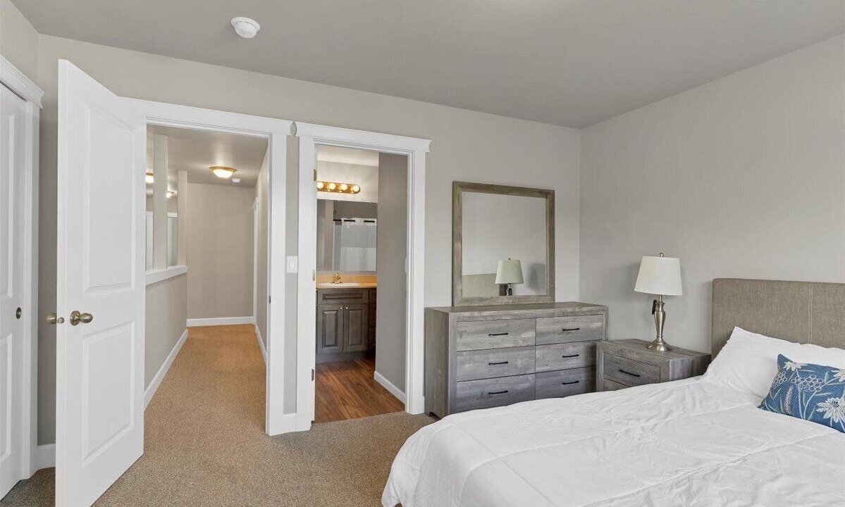 Photo of Bedroom in Salem