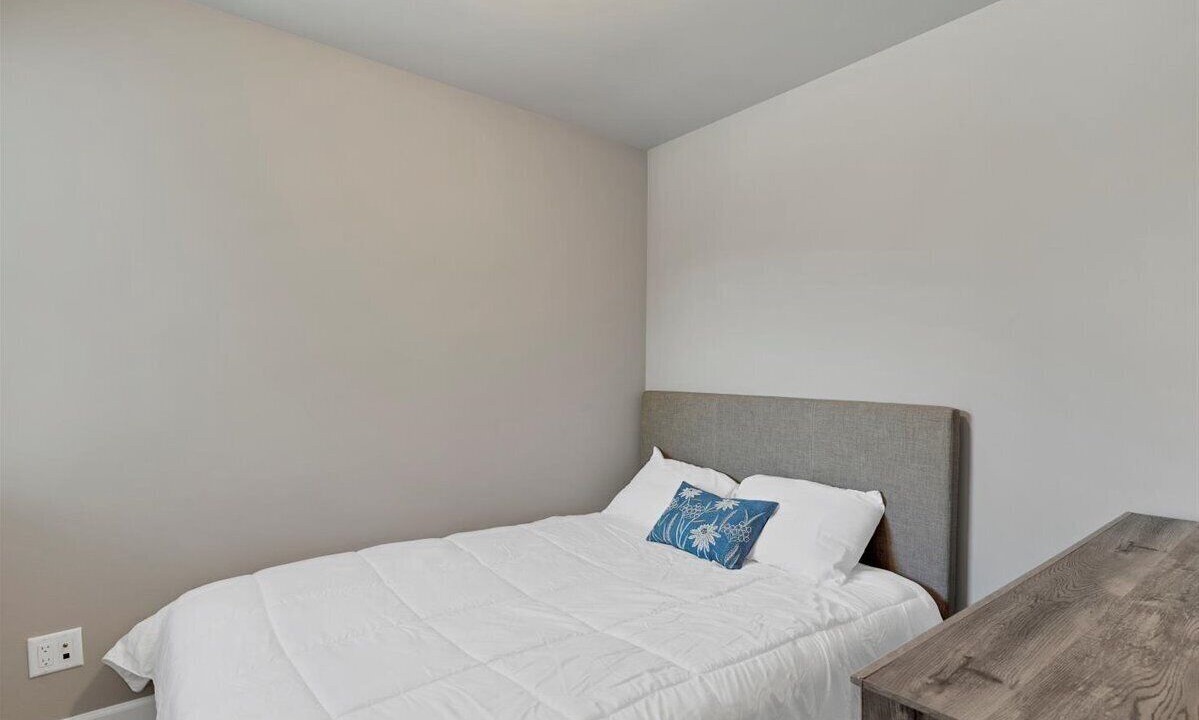 Photo of Bedroom in Salem