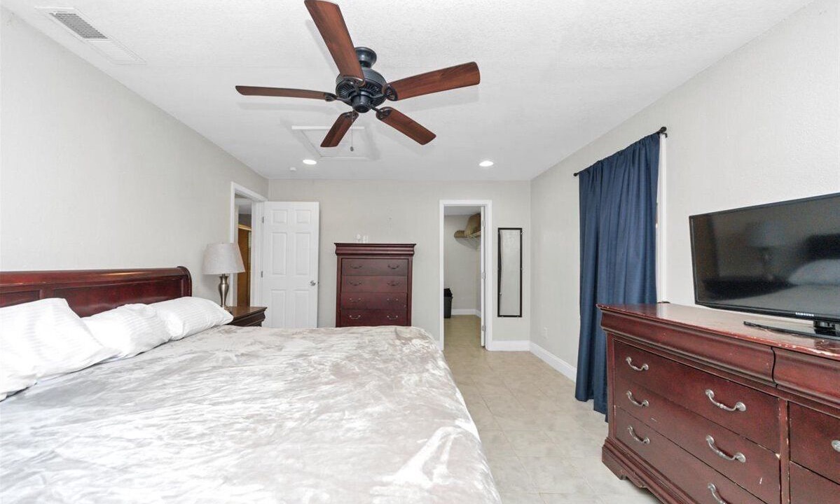 Photo of Bedroom in Lilburn