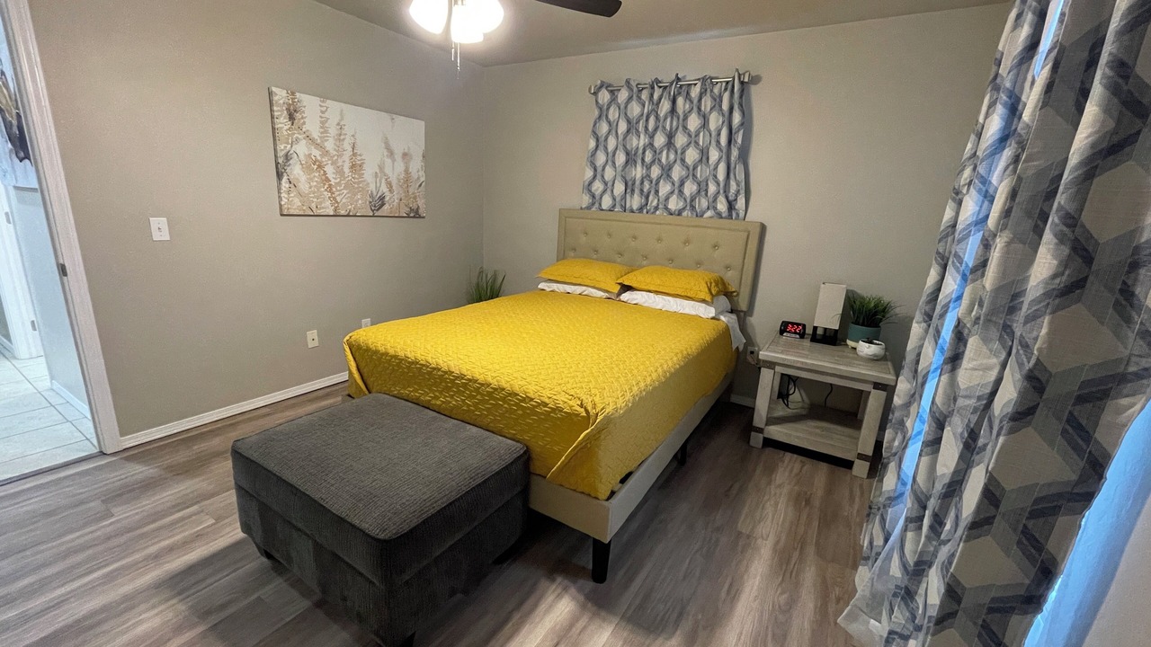 Photo of Bedroom in Ada